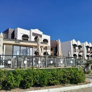 Small Hotell